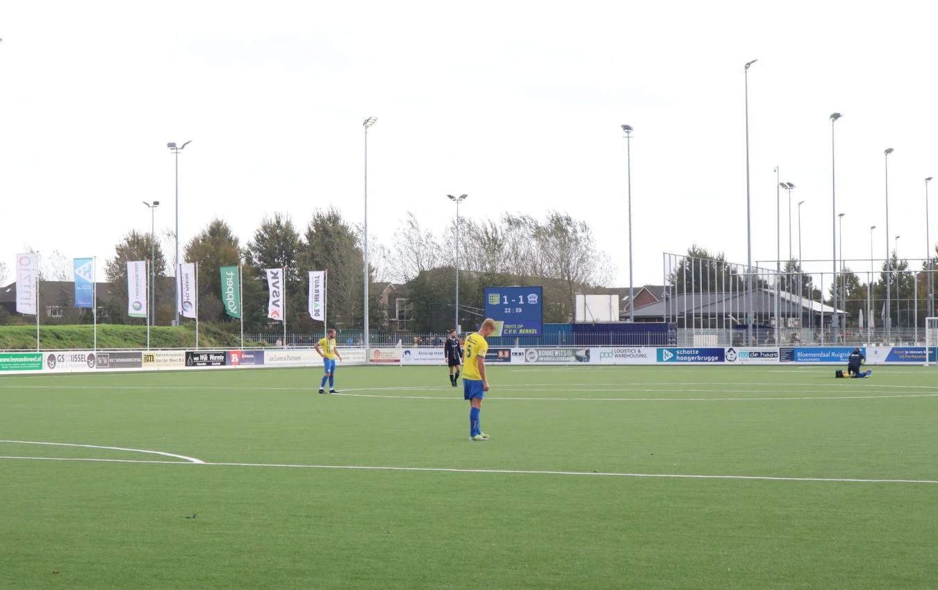 Infozuil_Scorebord_Voetbalvereniging_Adverteren Infozuil Scorebord Voetbalvereniging Adverteren